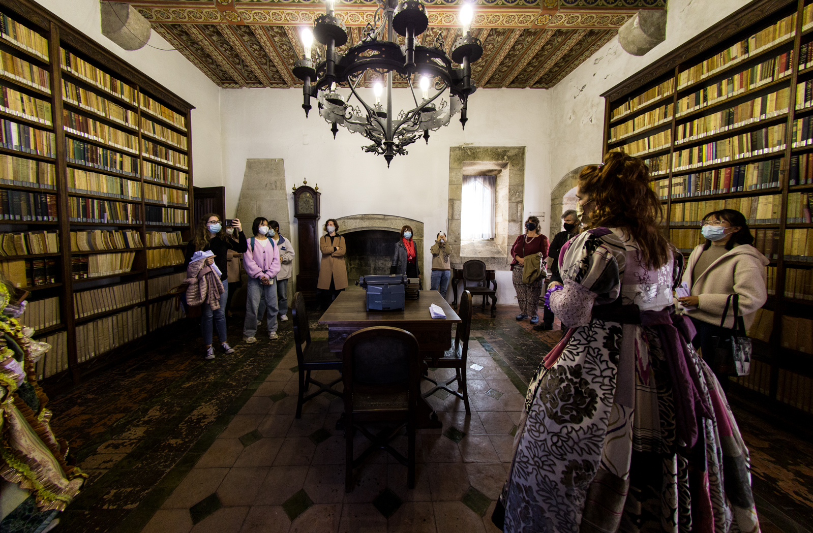 Thumbnail da galeria Visitas Biblioteca - Dia do Património Cultural e Académico
